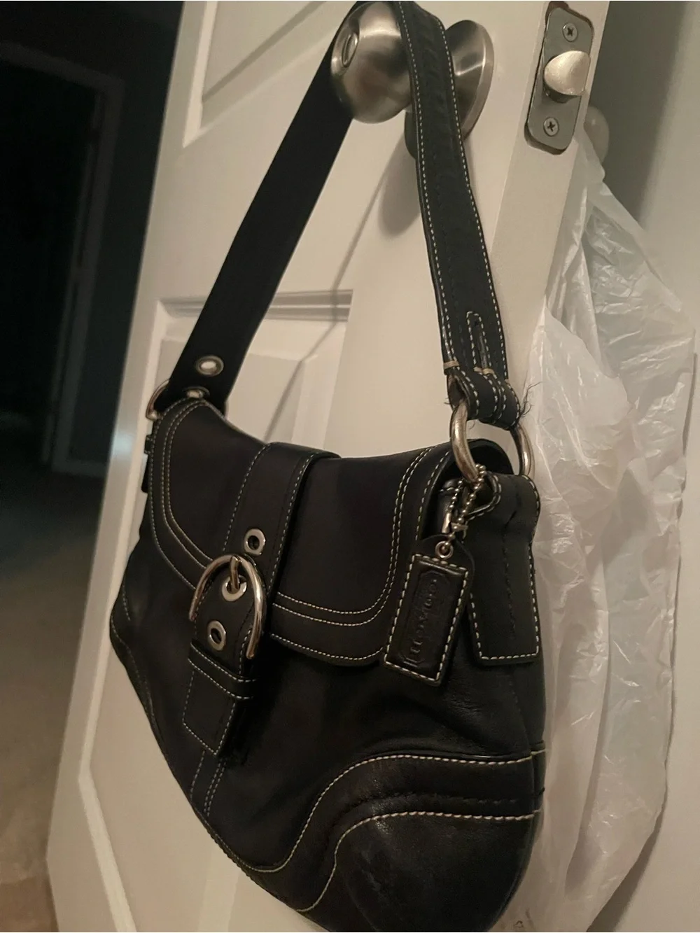 Vintage Coach Soho Black Leather Buckle Shoulder Bag F109910 Y2K